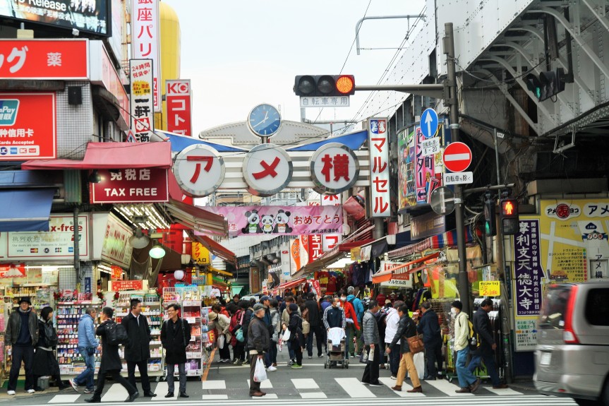 Jak tanio podróżować po Japonii?